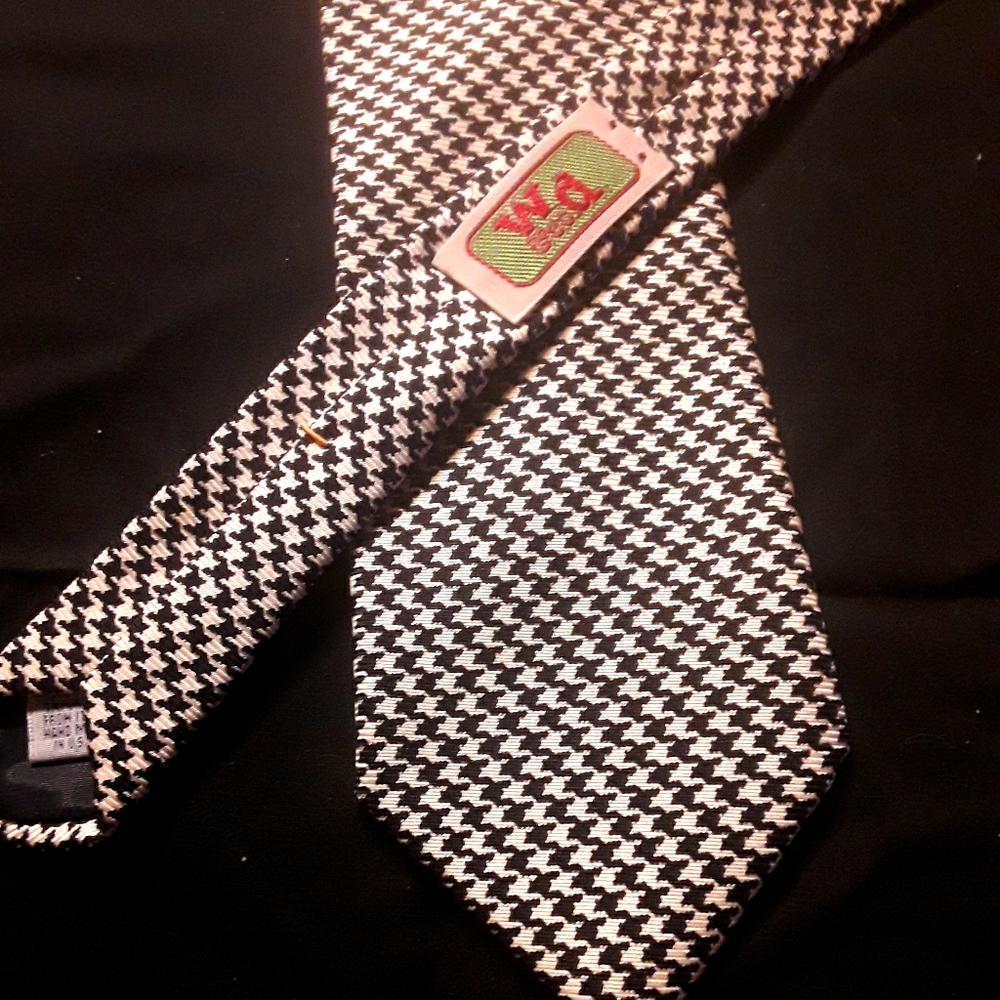 W&D co mens tie